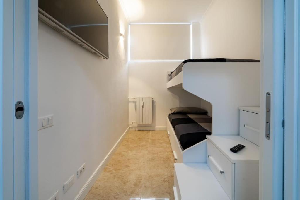 San Babila - Luxury Milanese Apartment ภายนอก รูปภาพ