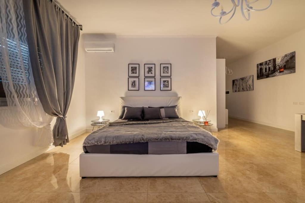 San Babila - Luxury Milanese Apartment ภายนอก รูปภาพ